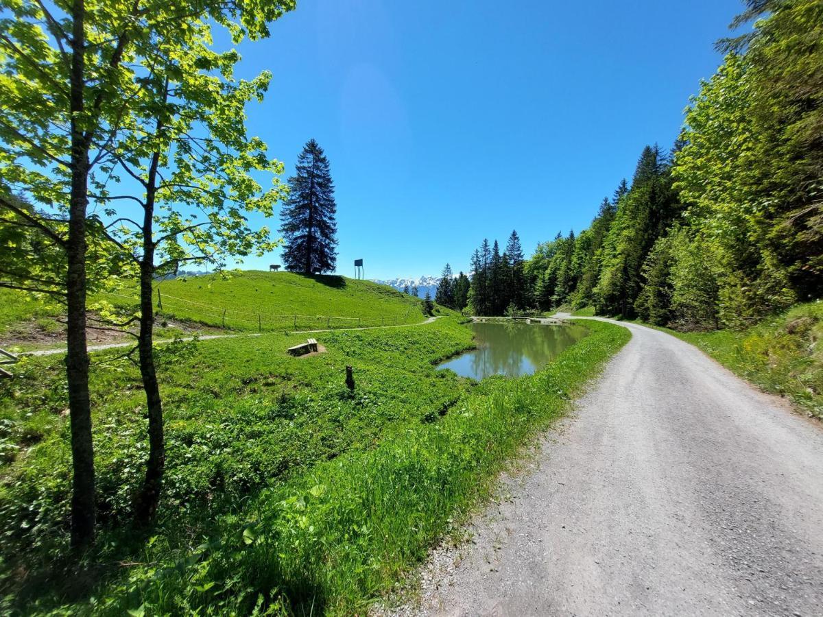 Ferienwohnung Alpblick Bludenz Bagian luar foto